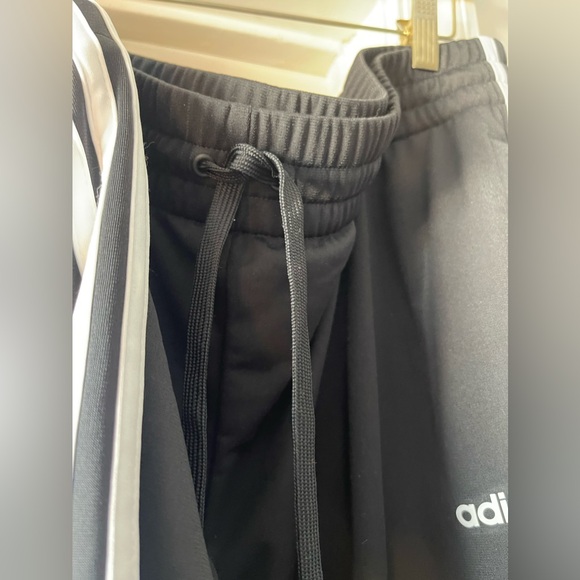 Adidas Jogger Tracksuit, Size XL/2XL - Picture 4 of 7